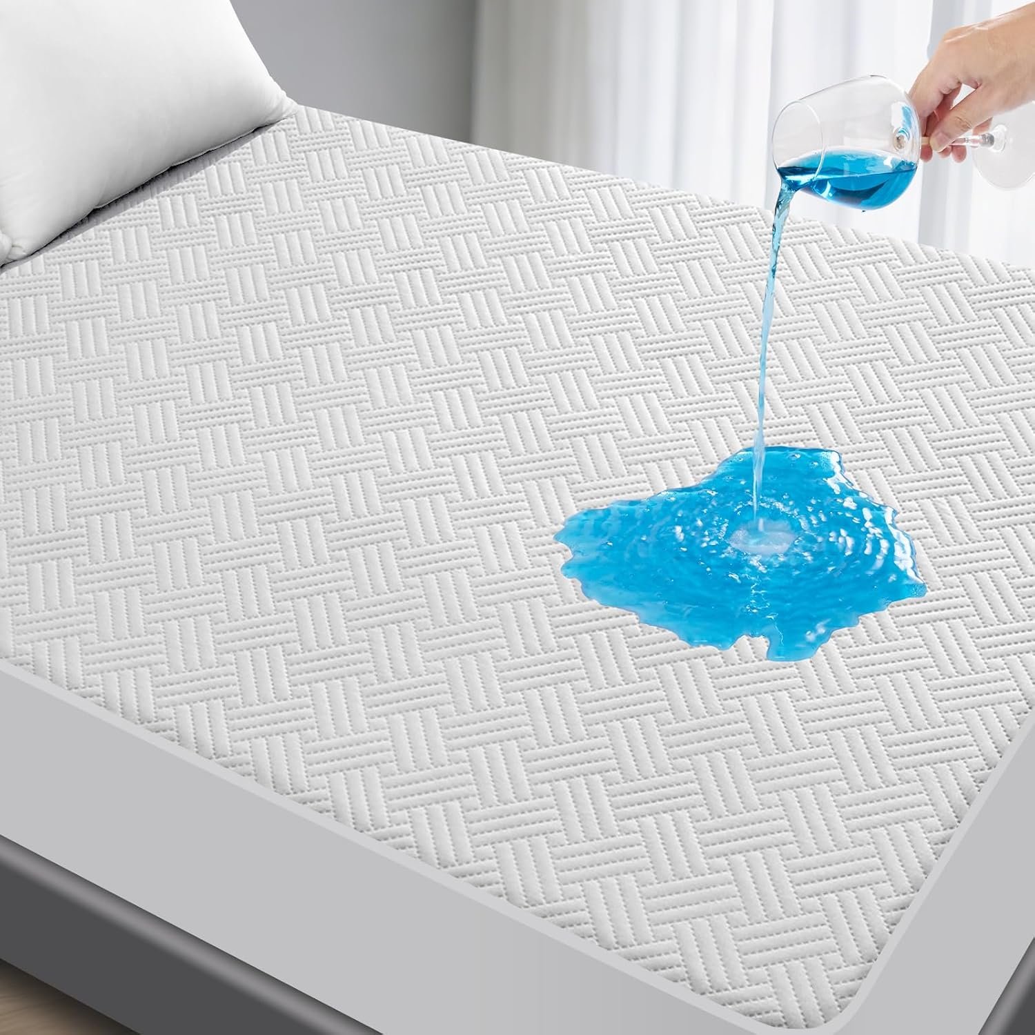 Waterproof Queen Size Mattress Protector with Deep Pockets, White