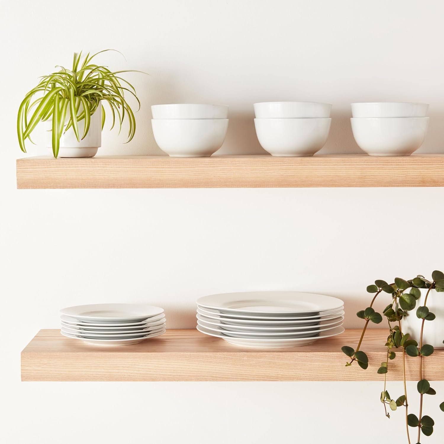 Amazon Basics Porcelain Dinnerware Set, Microwave and Dishwasher Safe, Service for 6, 18-Piece, Plates, Bowls, White - Image 3