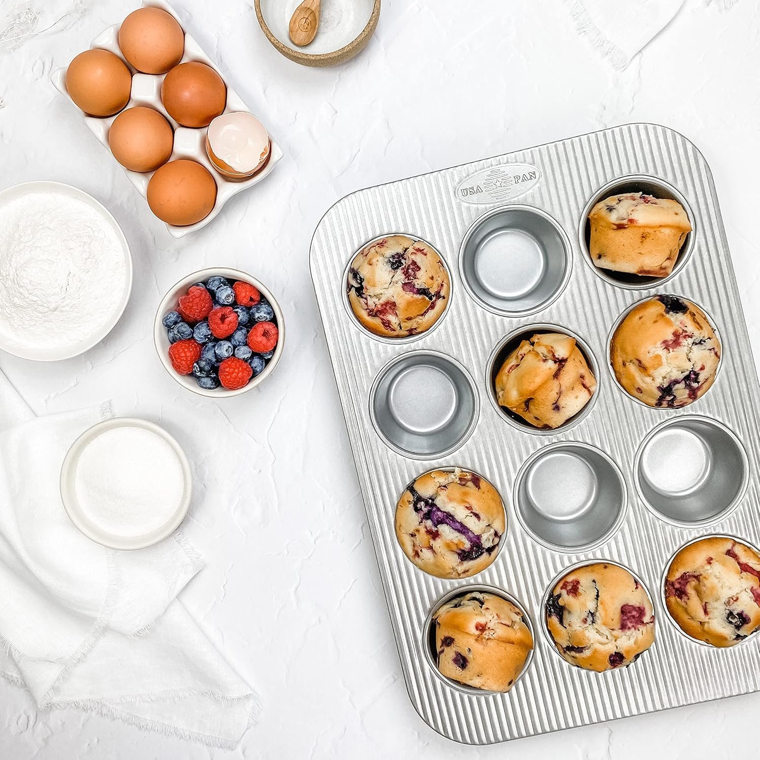 USA Pan Bakeware Muffin Pan, 12-Well, Aluminized Steel - Image 6