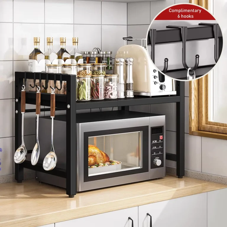 Kitchen & Dining